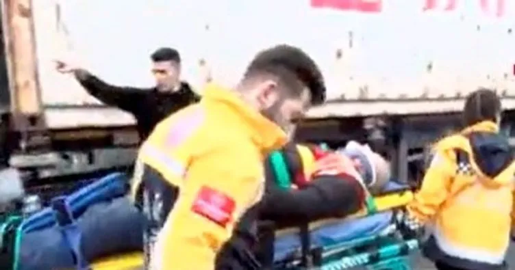 Yağmur beraberinde kazaları getirdi