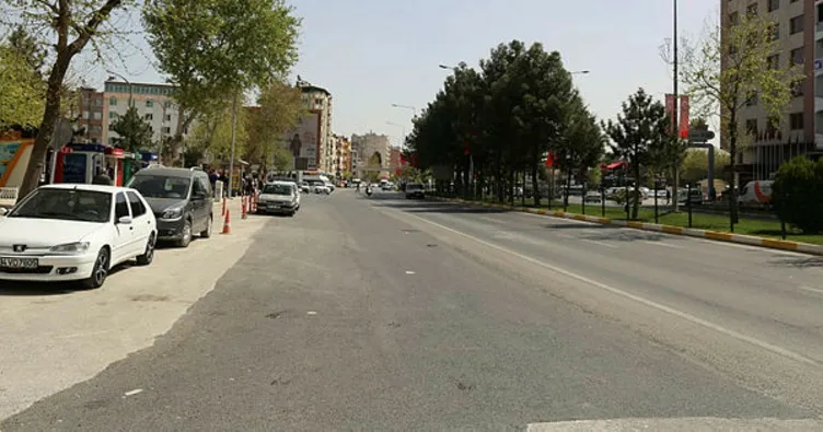 Atatürk Bulvarı genişletiliyor