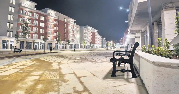 Hatay küllerinden yeniden doğuyor