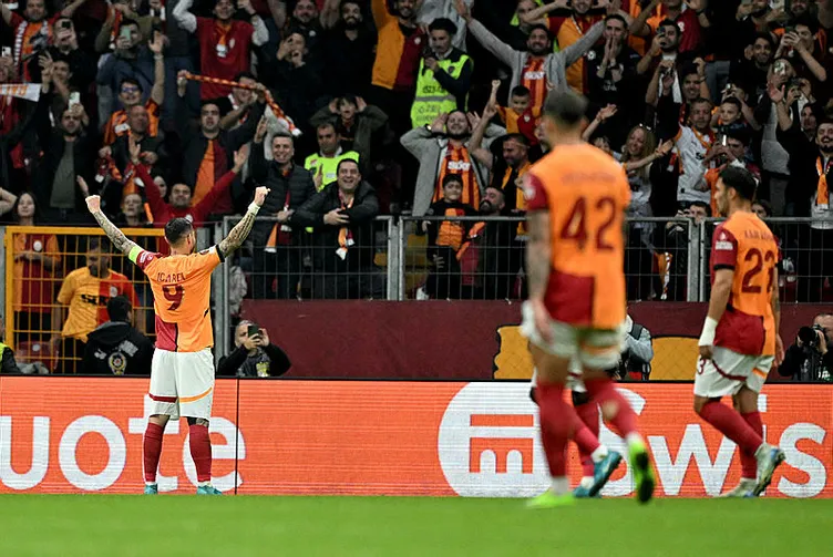 SON DAKİKA GALATASARAY HABERİ: Galatasaray’ın görüşmelere başladığı isim ortaya çıktı! Ocak ayına 2 yıldız...