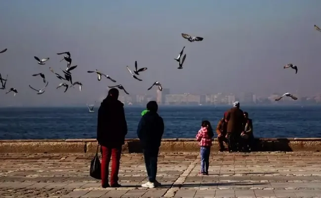 son-dakika-meteorolojiden-uyari-afrikadan-sicak-hava-dalgasi-geliyor-istanbul-icin-ocak-ayinda-bahar-havasi-su-1767419757163.jpg (691×426)