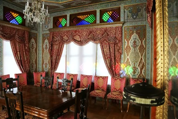 126 yıldır görkemini koruyor! 2. Abdülhamid zamanında hazırlanan köşk görenleri büyülüyor