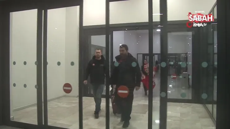 Gazze'den tahliye edilen Türk vatandaşları İstanbul'a geldi | Video