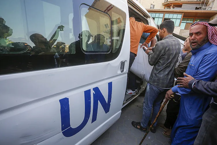 Siyonist İsrail uyarıları dikkate almıyor: İnsani yardım girişleri engellendi