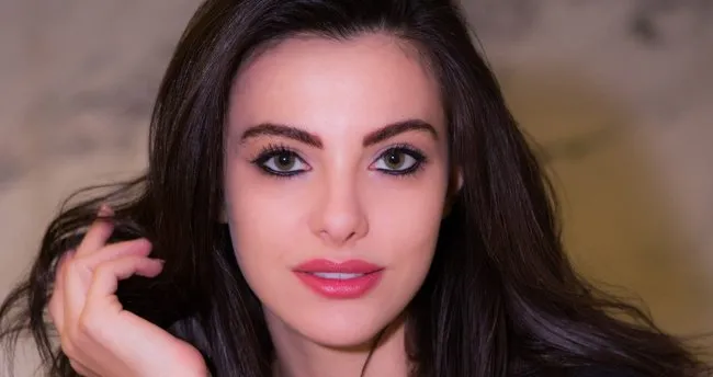 Tuvana Türkay kimdir?