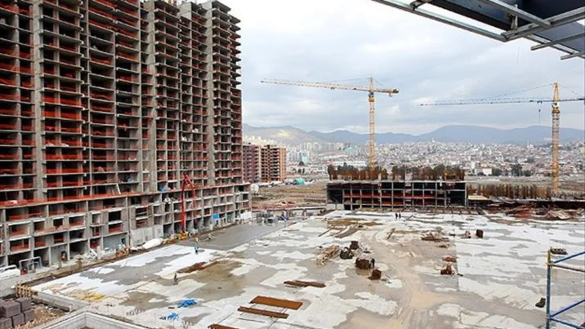 Denizli’de inşattan düşen duvar ustası hayatını kaybetti Denizli’de inşattan düşen duvar ustası hayatını kaybetti