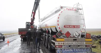 Mazot yüklü tanker devrildi: 1 yaralı #diyarbakir