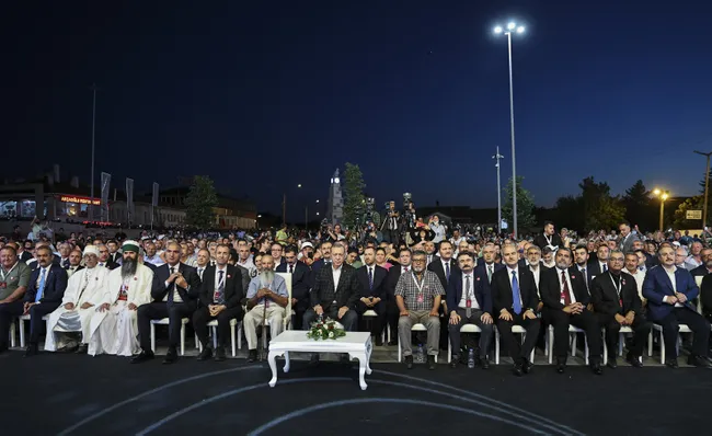 son-dakika-baskan-erdogan-tum-cemevlerinin-taleplerine-yonelik-iki-bakanlik-calisiyor-1660420693772.jpg Son dakika! Başkan Erdoğan: Tüm cemevlerinin taleplerine yönelik iki bakanlık çalışıyor