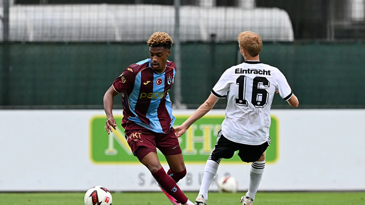 Trabzonspor, Eintracht Frankfurt’a mağlup oldu! Trabzonspor, Eintracht Frankfurt’a mağlup oldu!
