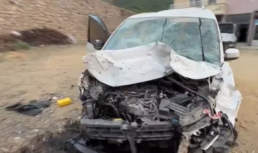 Şemdinli’de trafik kazası: 3 yaralı #hakkari