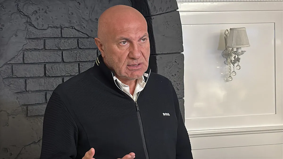 Yüksel Yıldırım: “3-5 sene içinde Şampiyonlar Ligi hayalini yaşayalım” Yüksel Yıldırım: “3-5 sene içinde Şampiyonlar Ligi hayalini yaşayalım”