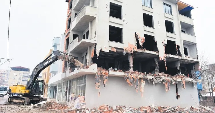 5 yılda 934 kaçak bina yıkıldı