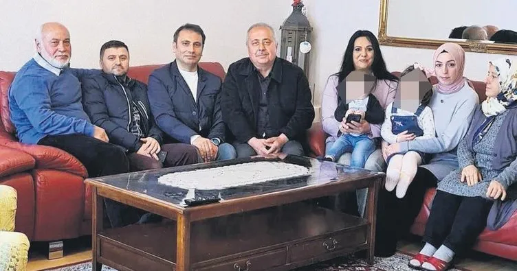 Bebeğe bile ırkçı saldırı