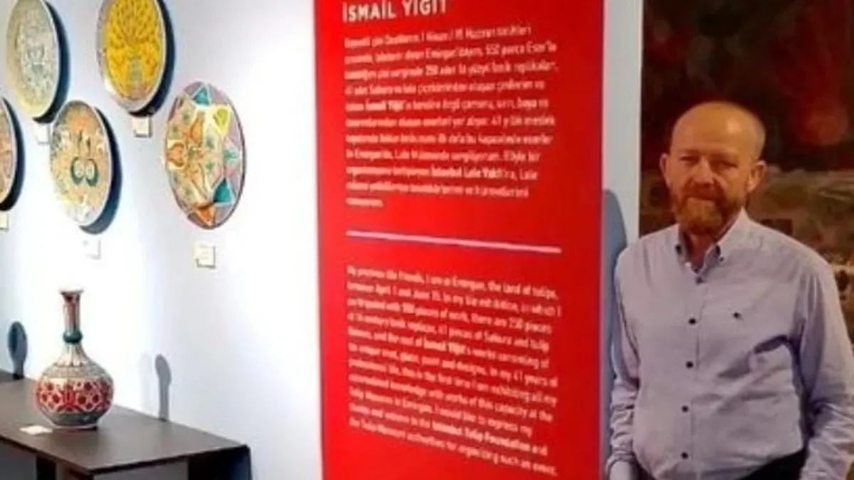 Çini sanatçısı İsmail Yiğit'in Lalenin çini ile dansı sergisi açıldı