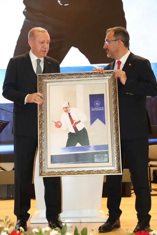 Başkan Erdoğan'a sürpriz hediye: "Merak ediyorlar" dedi hikayesini açıkladı!