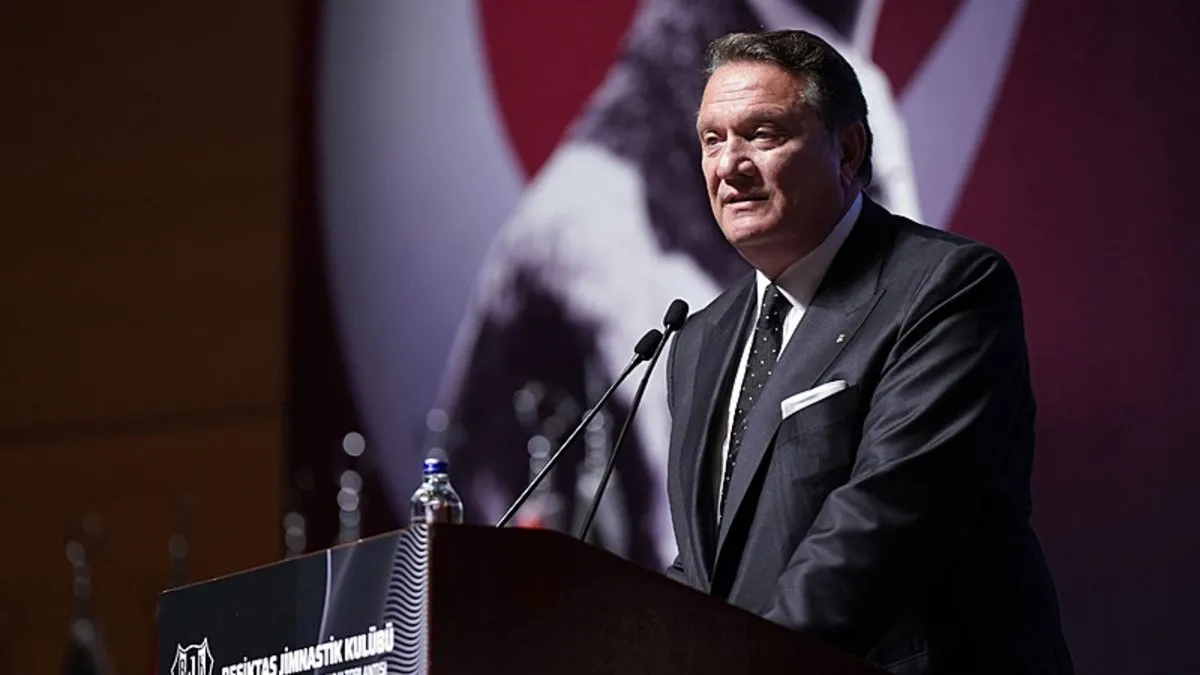 Hasan Arat açıkladı: Van Bronckhorts ile ara transfer döneminde...
