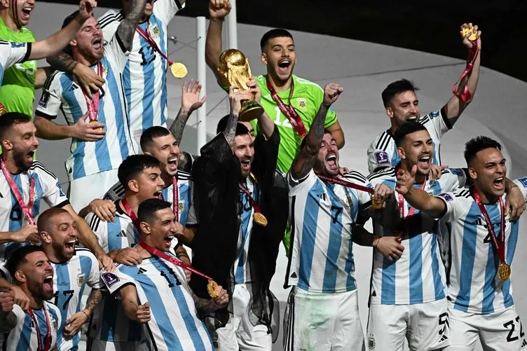 Son dakika haberleri: Lionel Messi Dünya Kupası’nı kazanmakla kalmadı rekorları da alt üst etti! Arjantinli dünya yıldızı tarihin en iyisi oldu…