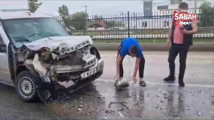 Bursa'da zincirleme kaza: 2 yaralı | Video