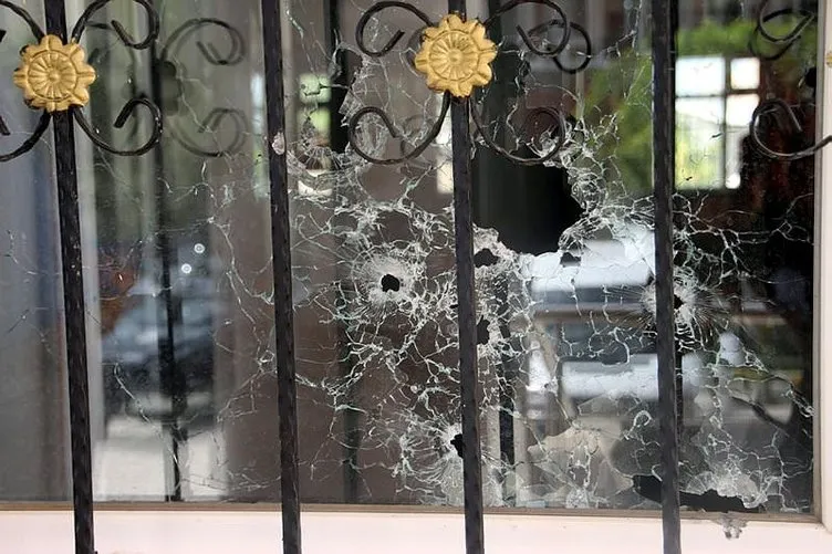 Van’da liseye silahlı saldırı