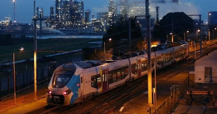 Fransa’da feci tren kazası! Ölü ve yaralılar var