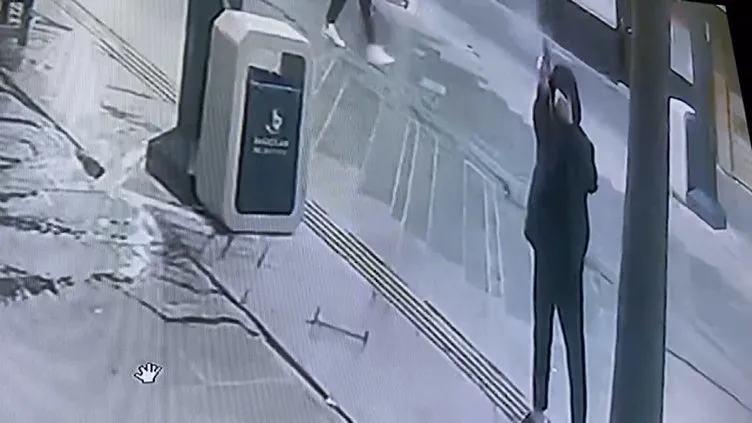 Bağcılar’da kan donduran olay: Not gönderip dükkanı taradılar!