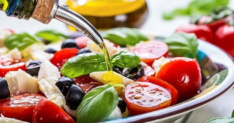 Akdeniz diyeti demans riskini azaltıyor
