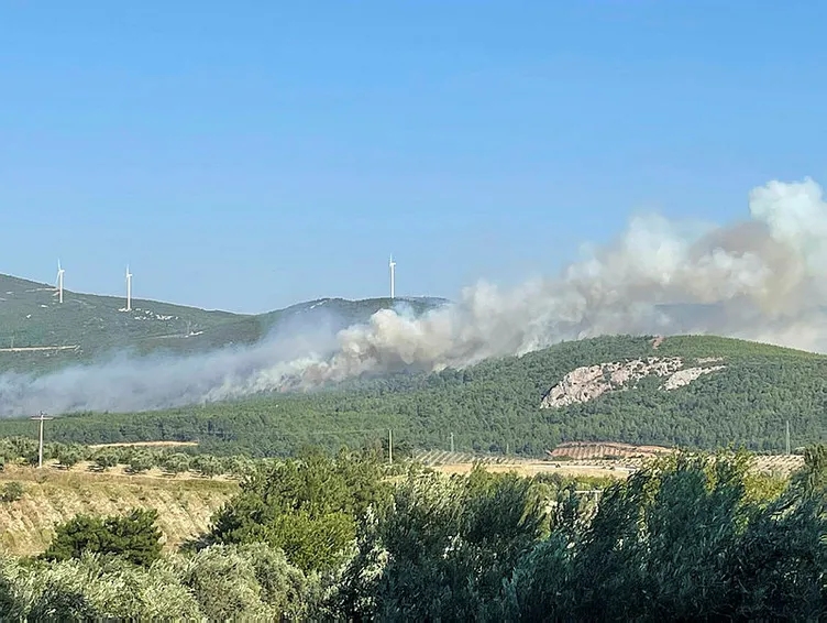 SON DAKİKA: Manisa Soma’da ve Mersin’de orman yangını: 2 mahalle ile 110 hane tahliye edildi