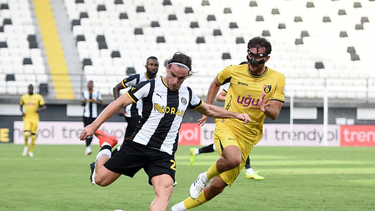 İstanbulspor, Manisa FK deplasmanından 3 puanla döndü
