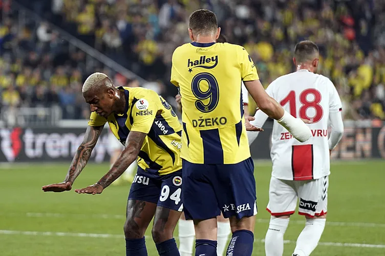 Son dakika haberi: Fenerbahçe ile Samsunspor aynı kaderi paylaştı! Mourinho’dan şampiyonluk sorusuna flaş yanıt…
