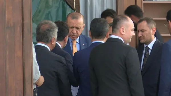 son-dakika-baskan-erdogandan-kilicdaroglunun-khk-aciklamasina-tepki-boyle-bir-yetkisi-yok-1662121471137.jpg