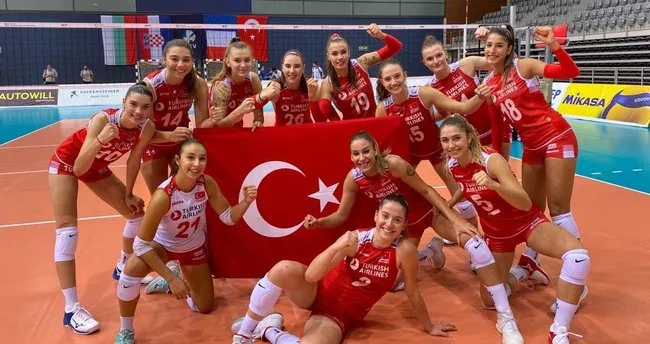 Son dakika: Türkiye 19 Yaş Altı Genç Kız Voleybol Milli Takımı finalde