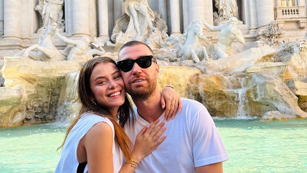 Olga Buzova Gleb qulupnayni sikadi Qolda chizilgan porno gif animatsiya