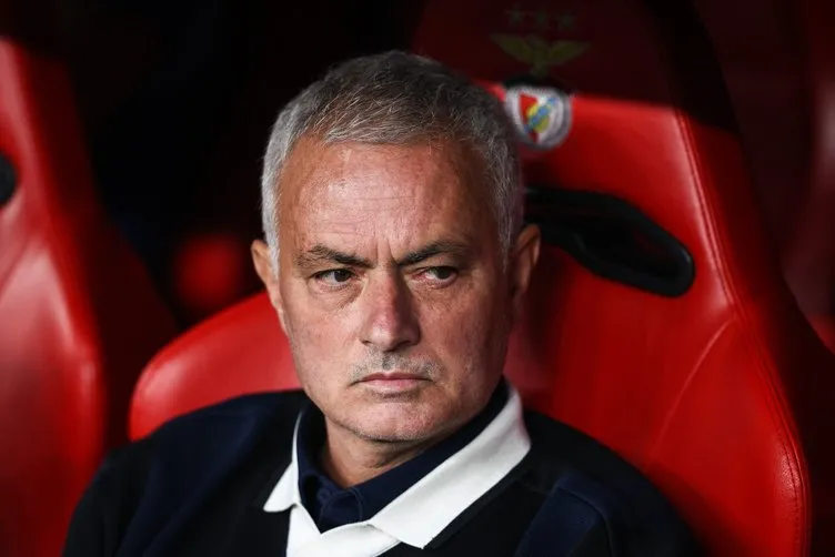 Avrupa Fenerbahçe’nin Mourinho kararını konuşuyor! Special One’a pahalıya mal oldu