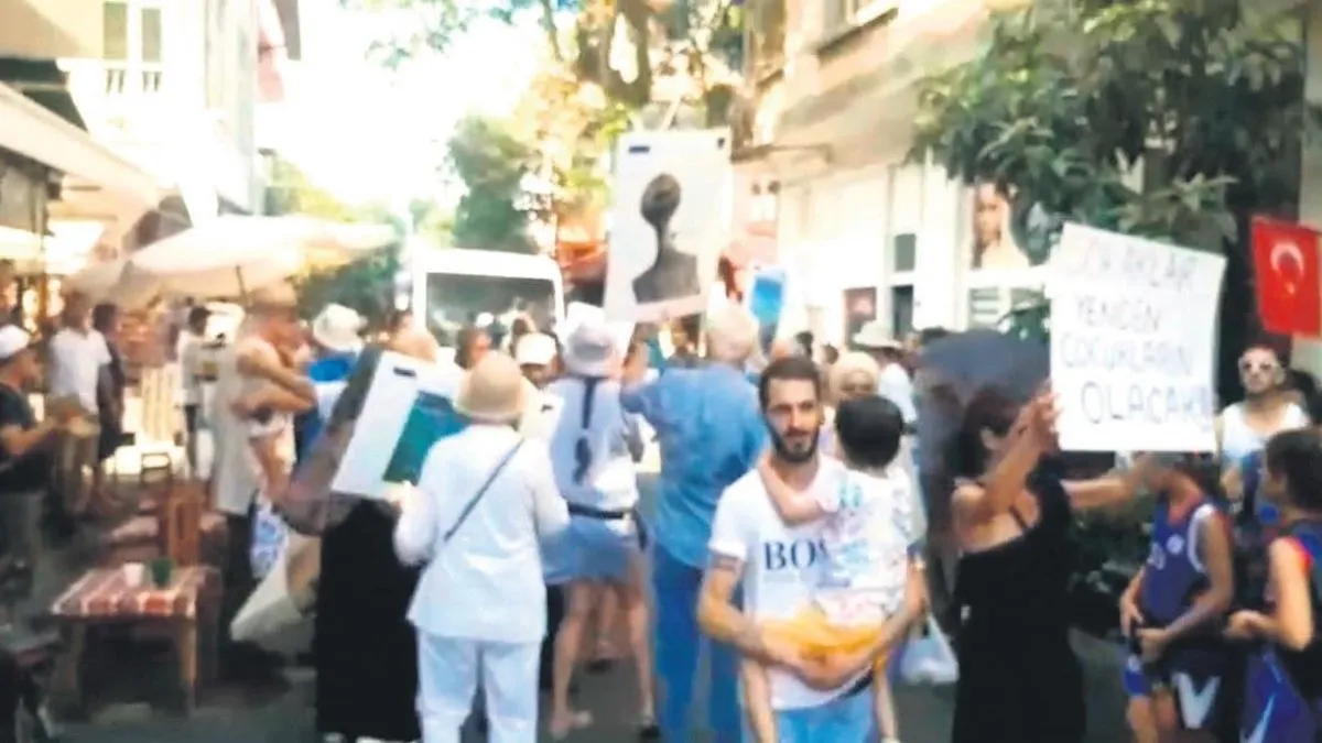 ‘Azmanbüsler’e davul-zurnalı protesto