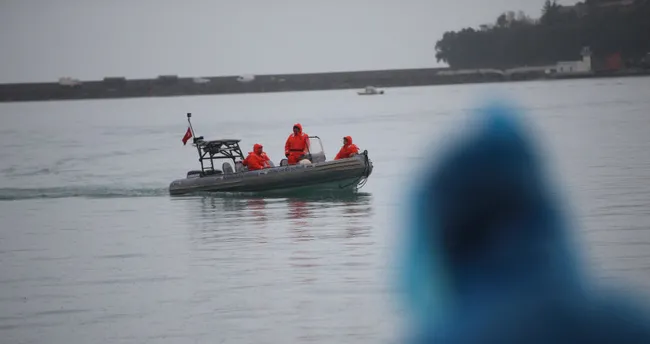 Zonguldak’ta gemi batmıştı: Ölü sayısı 3'e çıktı Zonguldak’ta gemi batmıştı: Ölü sayısı 3'e çıktı