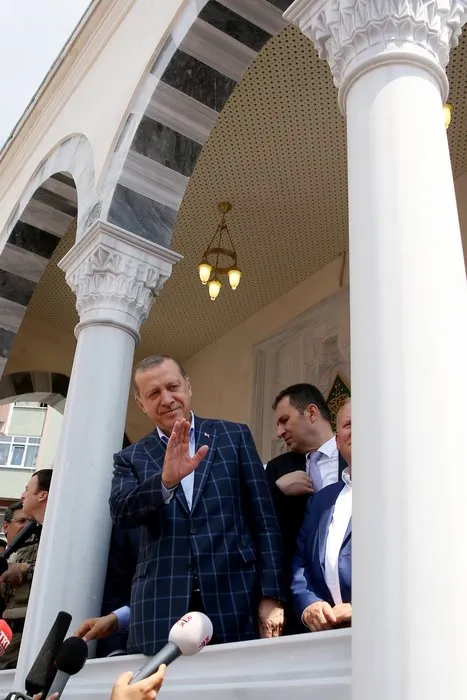 Erdoğan Küçükçekmece’de cami açılışına katıldı
