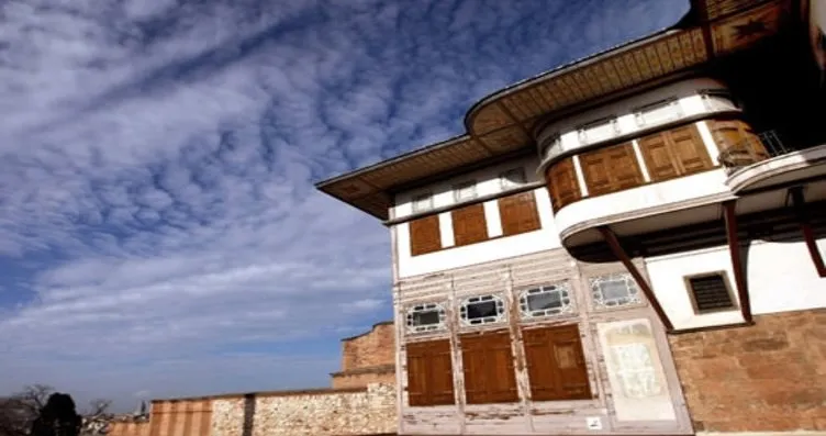harem in sirlari duvarlarda gizli