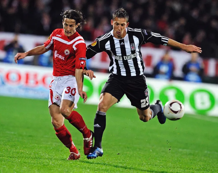 UEFA resmen açıkladı! Galatasaray'dan Fenerbahçe'ye büyük fark