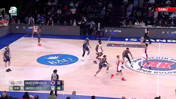 Bahçeşehir Koleji 41-58 Anadolu Efes (3. Periyot Sonucu)