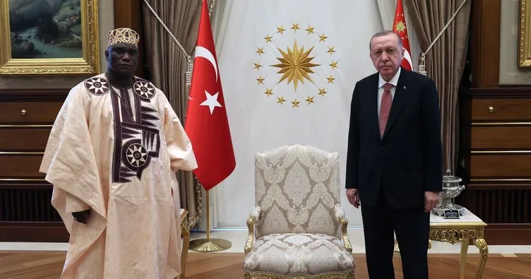 Gambiya Büyükelçisi Nije’den Başkan Erdoğan’a güven mektubu