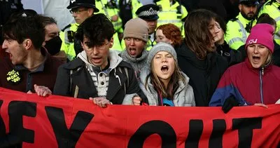 Greta Thunberg’e gözaltı: Londra polisi müdahale etti