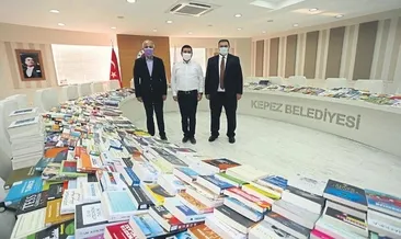 Bakan Ersoy’dan 2 bin kitap bağışı