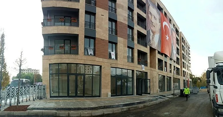 İzmir’de depremzedelerin yeni ev sevinci