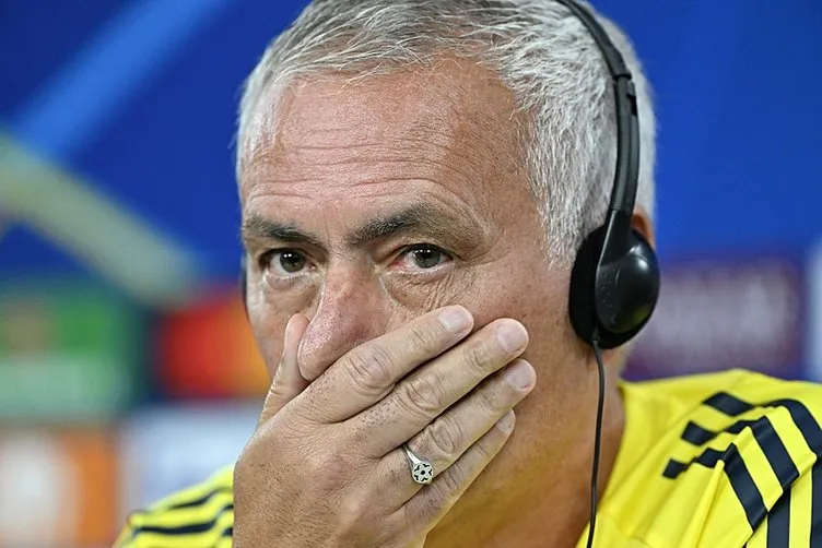 Fenerbahçe’de Jose Mourinho’dan yönetime olay transfer tepkisi! ’’Ekstra çaba sarf edilmedi’’
