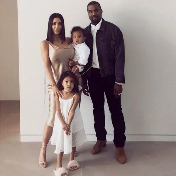 Kim Kardashian'dan dördüncü çocuk açıklaması