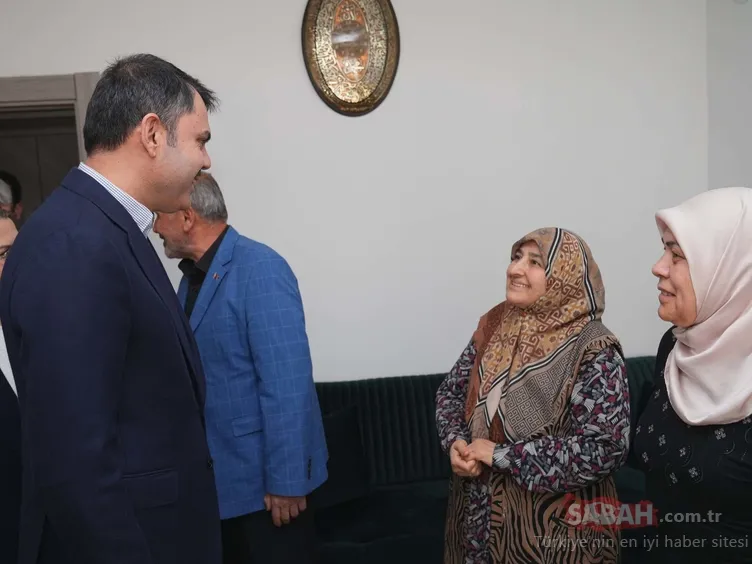 Bakan Kurum Osmaniye’de depremzede ailenin yeni evine konuk oldu! 2 yıl olmadan evimize kavuştuk