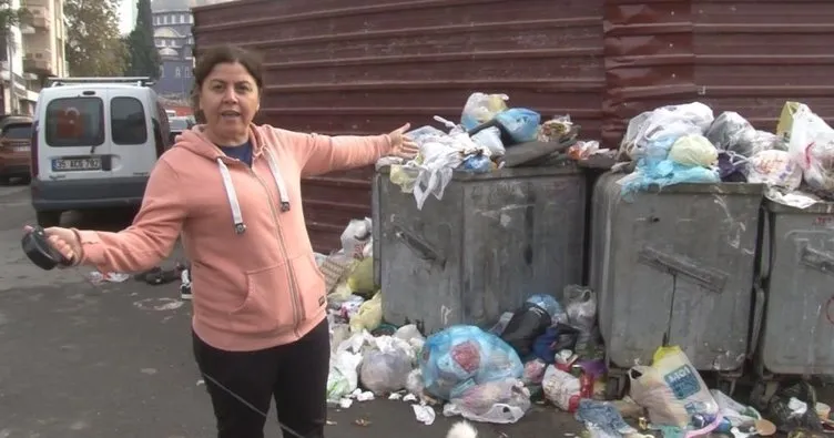 Vatandaş isyan etti! Buca’da grev nedeniyle sokaklarda çöp yığınları oluştu