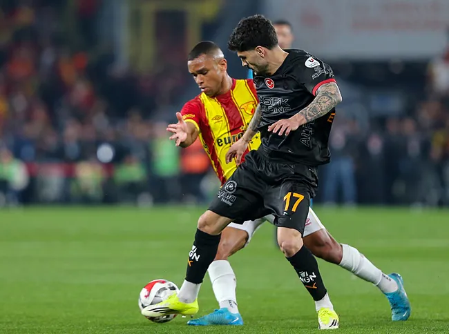 super-ligde-lider-galatasaray-kocaelisporu-konuk-edecek-1775887075147.jpg