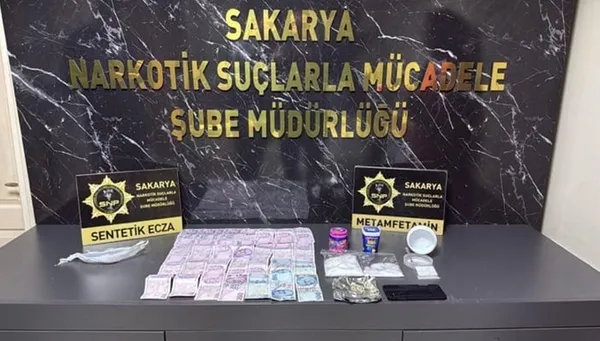 15-yil-hapis-cezasiyla-aranan-uyusturucu-taciri-narkotik-operasyonunda-yakalandi-1778225299700.jpg