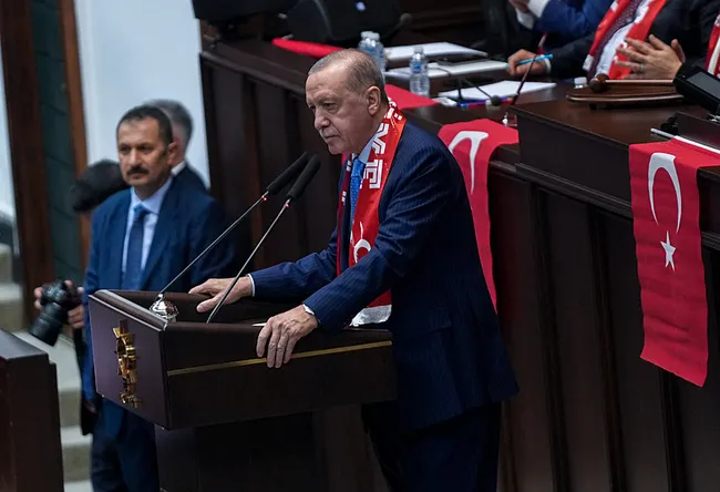 son-dakika-baskan-erdogan-darbecilik-chpnin-milli-sporudur-1775038384238.jpeg SON DAKİKA | Başkan Erdoğan: Darbecilik CHP'nin milli sporudur